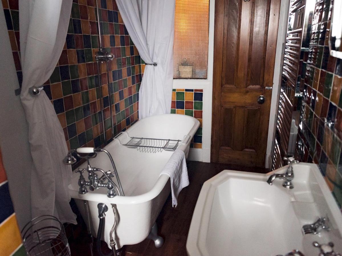 Pass The Keys Beautiful, Traditional 2 Bed Flat W Free Parking Глазго Екстер'єр фото